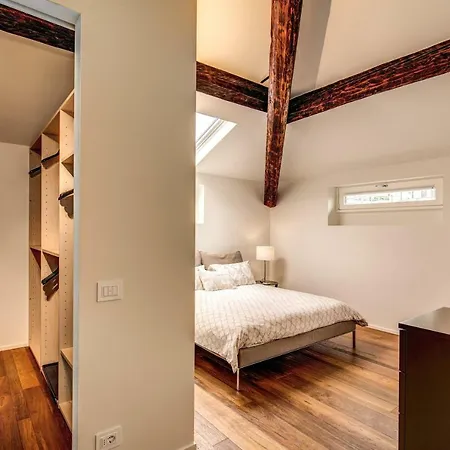 Luxurious In Milánó