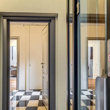 Apartament Luxurious In *